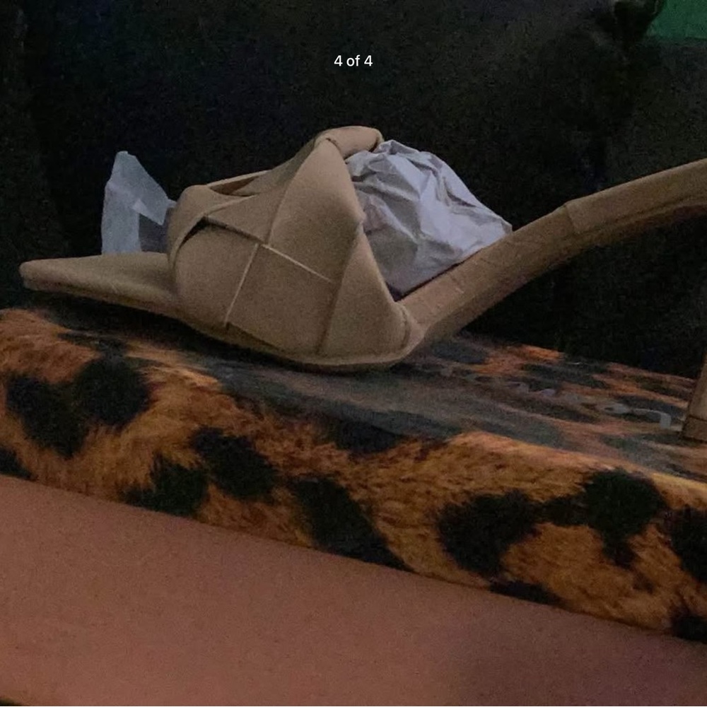 Elegant Beige Women's Sandals